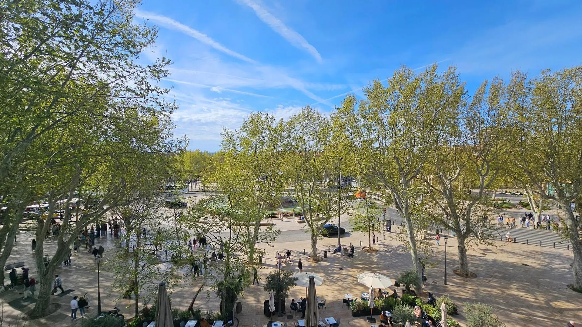 Grand Appartement Avec Vue Sur La Fontaine De La Rotonde 普罗旺斯地区艾克斯 0*,  法国